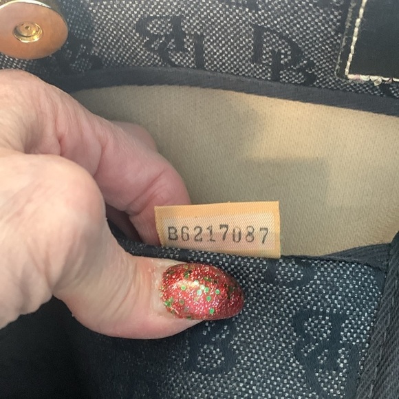 Dooney& Bourke s monogrammed - Picture 10 of 12